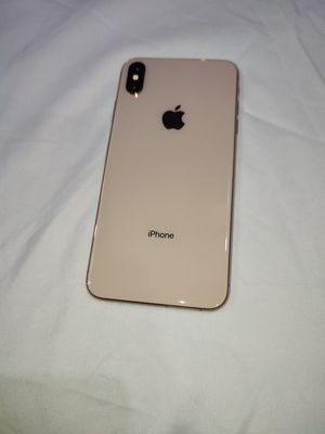 A picture of Iphone XS Max